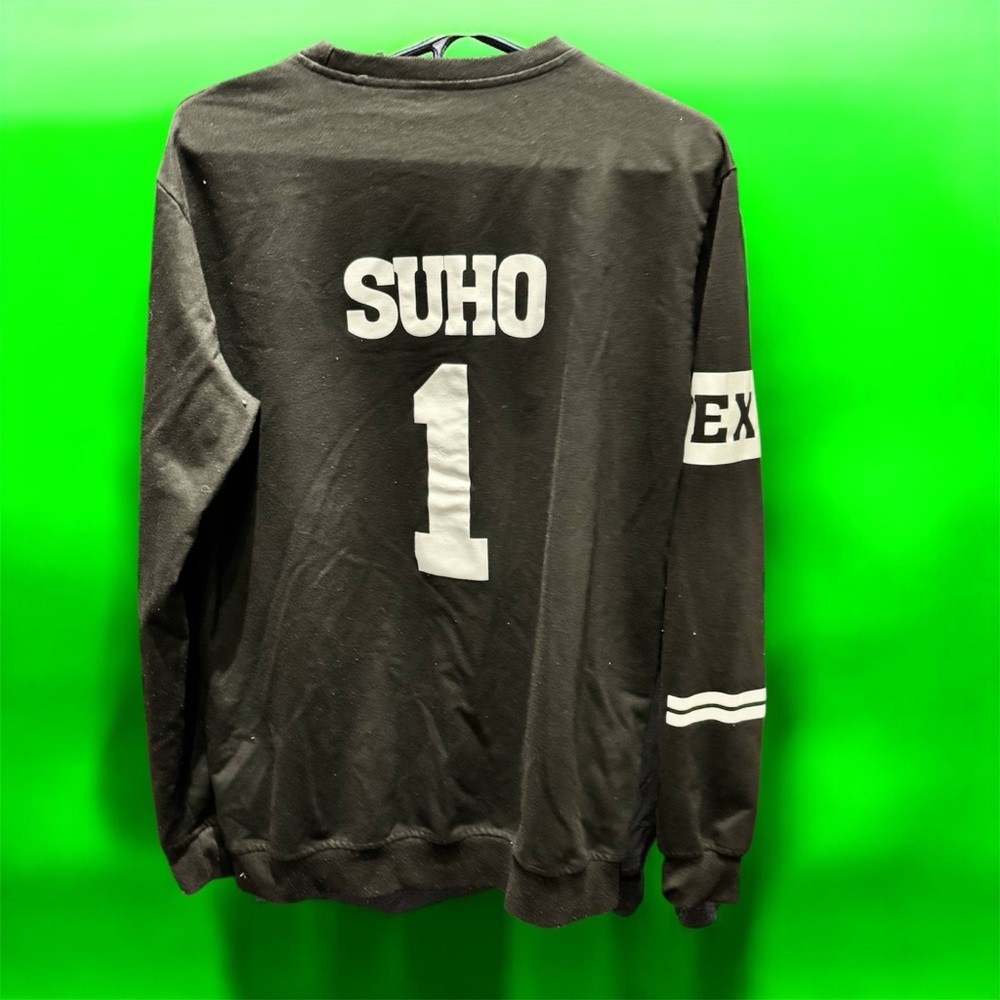 EXO SUHO 1 Black Sweatshirt LARGE